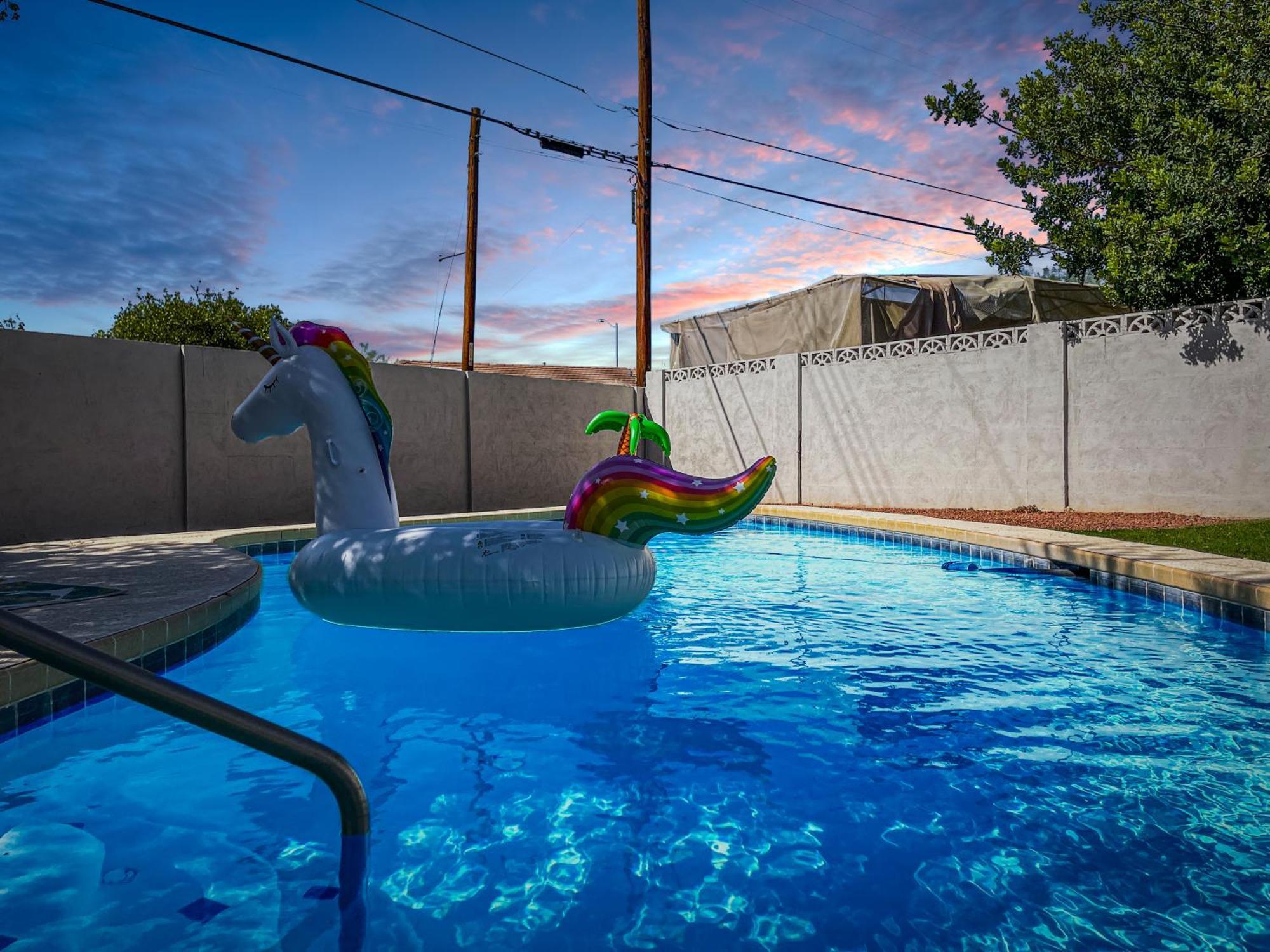 Old Town Oasis, Pool, Hot Tub & Prime Location! * Scottsdale