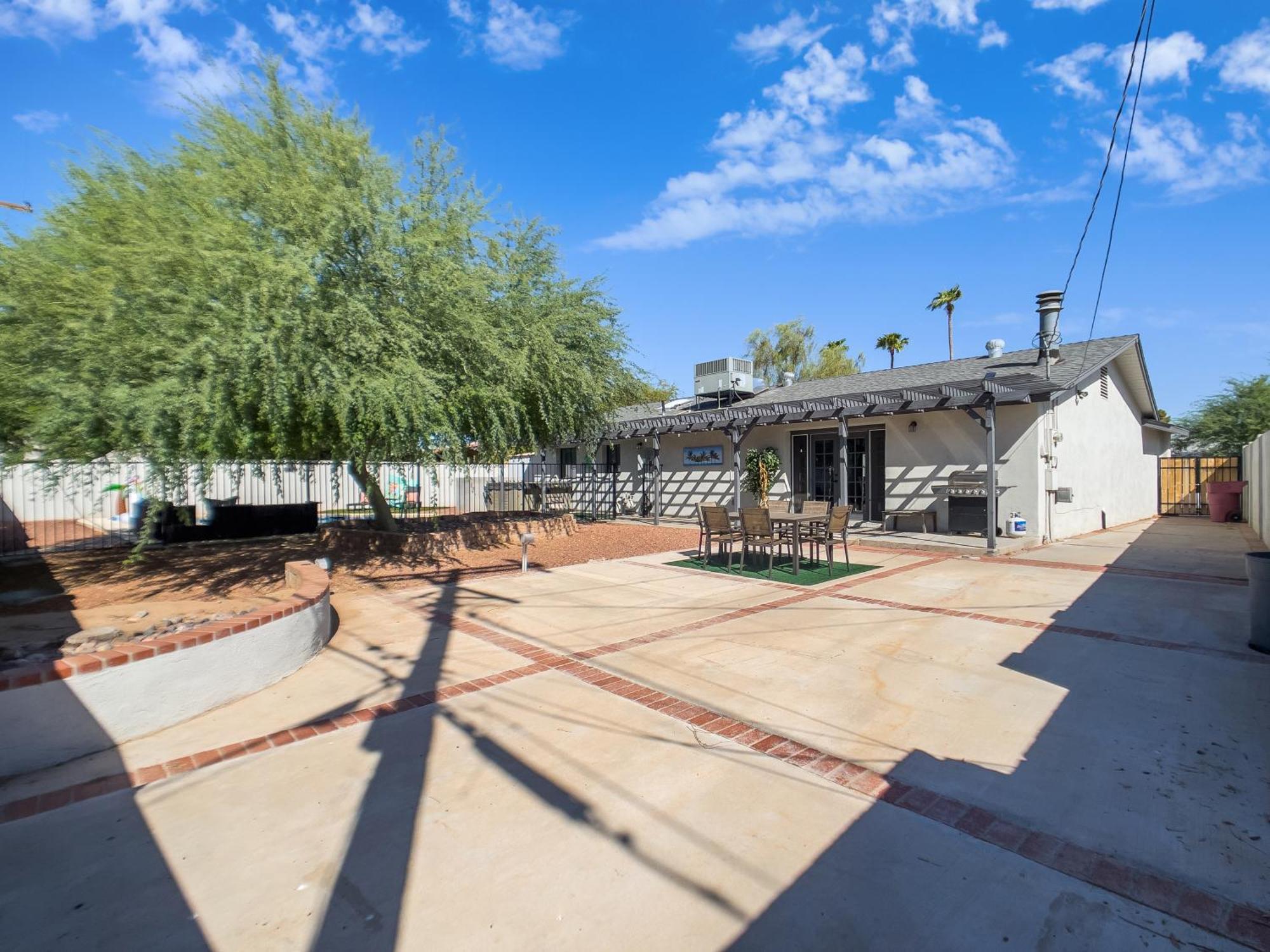 Old Town Oasis, Pool, Hot Tub & Prime Location! * Scottsdale